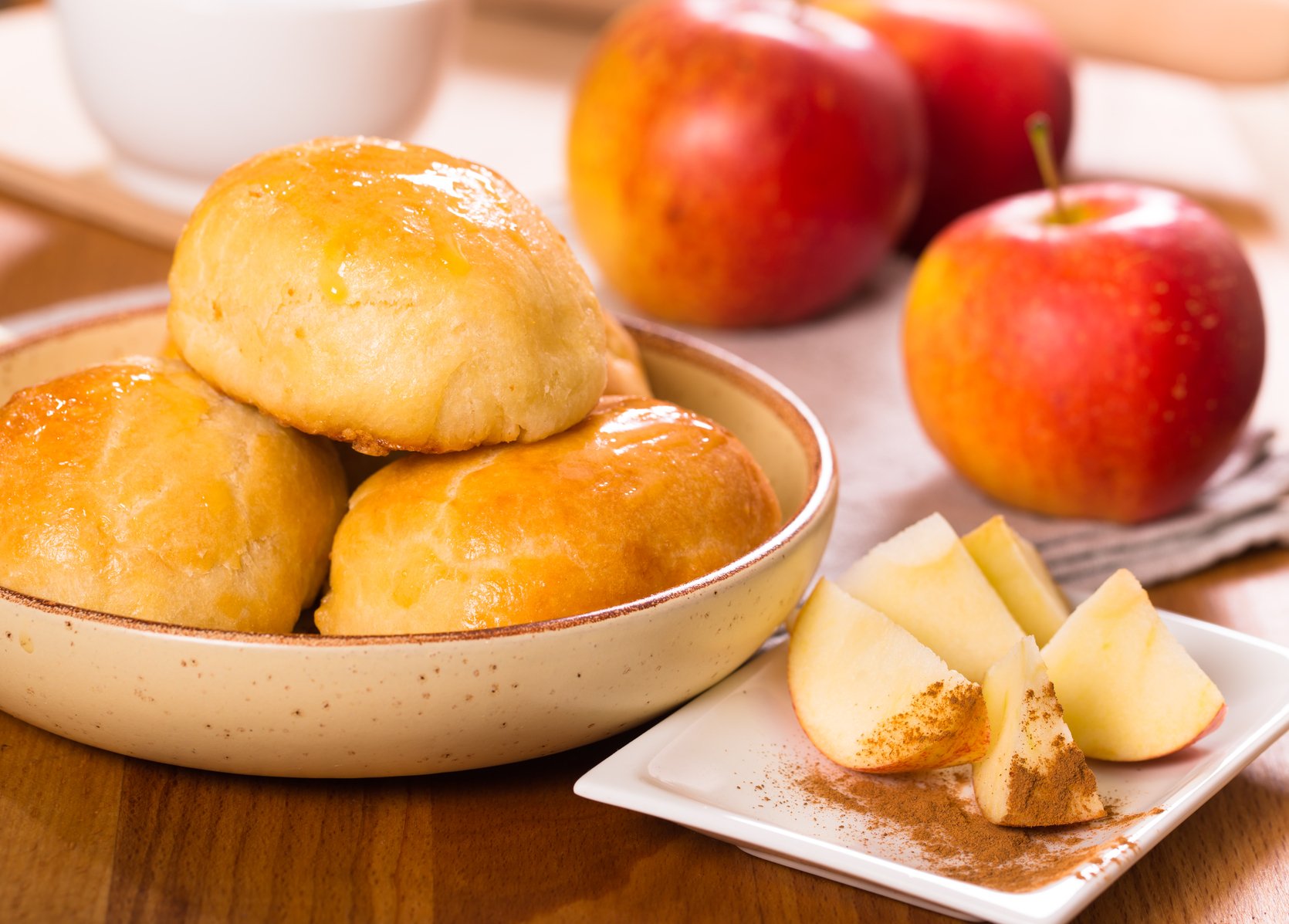 Как приготовить яблоки в тесте в духовке