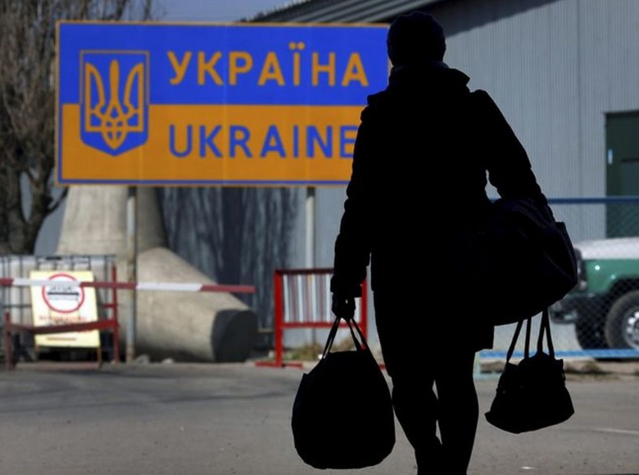 Украинцы сбежали. Мигранты из Украины. Украинцы за границей. Украинские эмигранты в Европе. Мигранты с Украины в России.