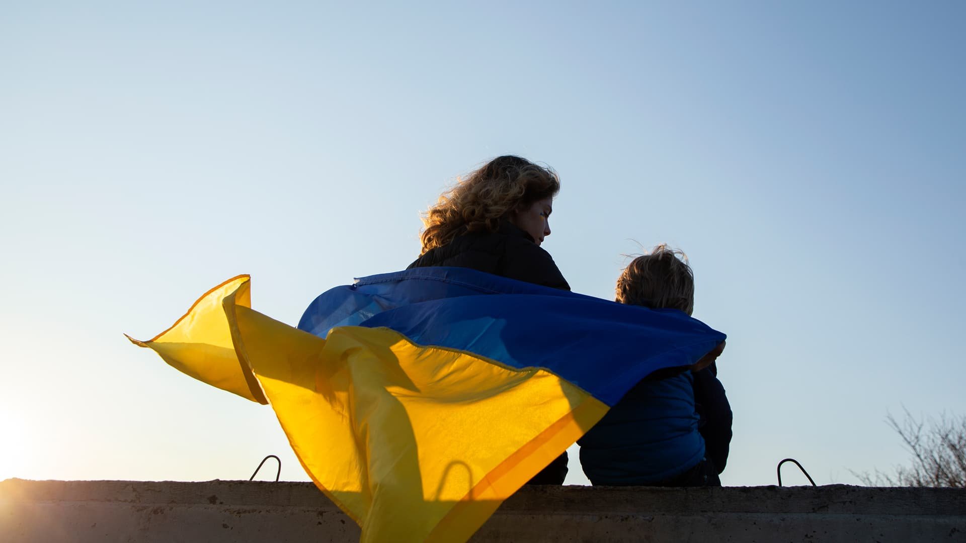 Українців, які виїхали за кордон, попередили про масові перевірки