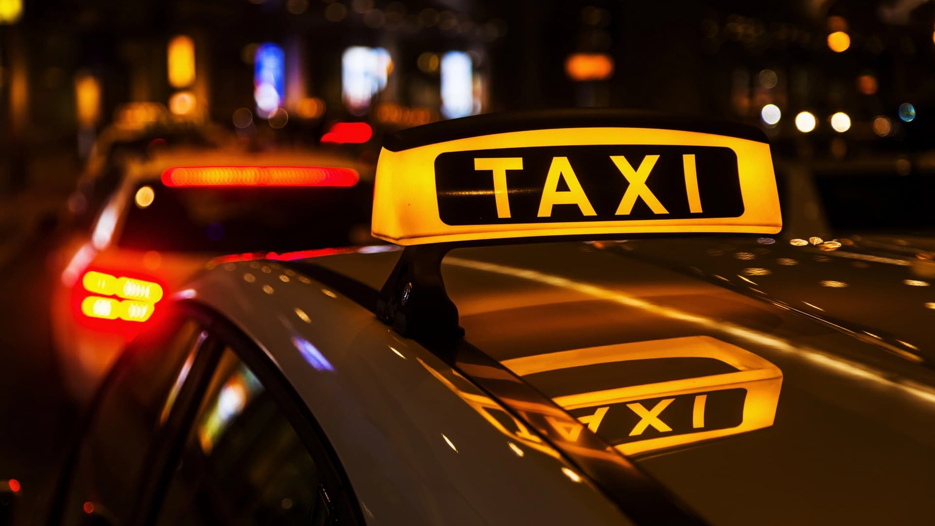 Ціни на таксі можуть зрости: названо причини