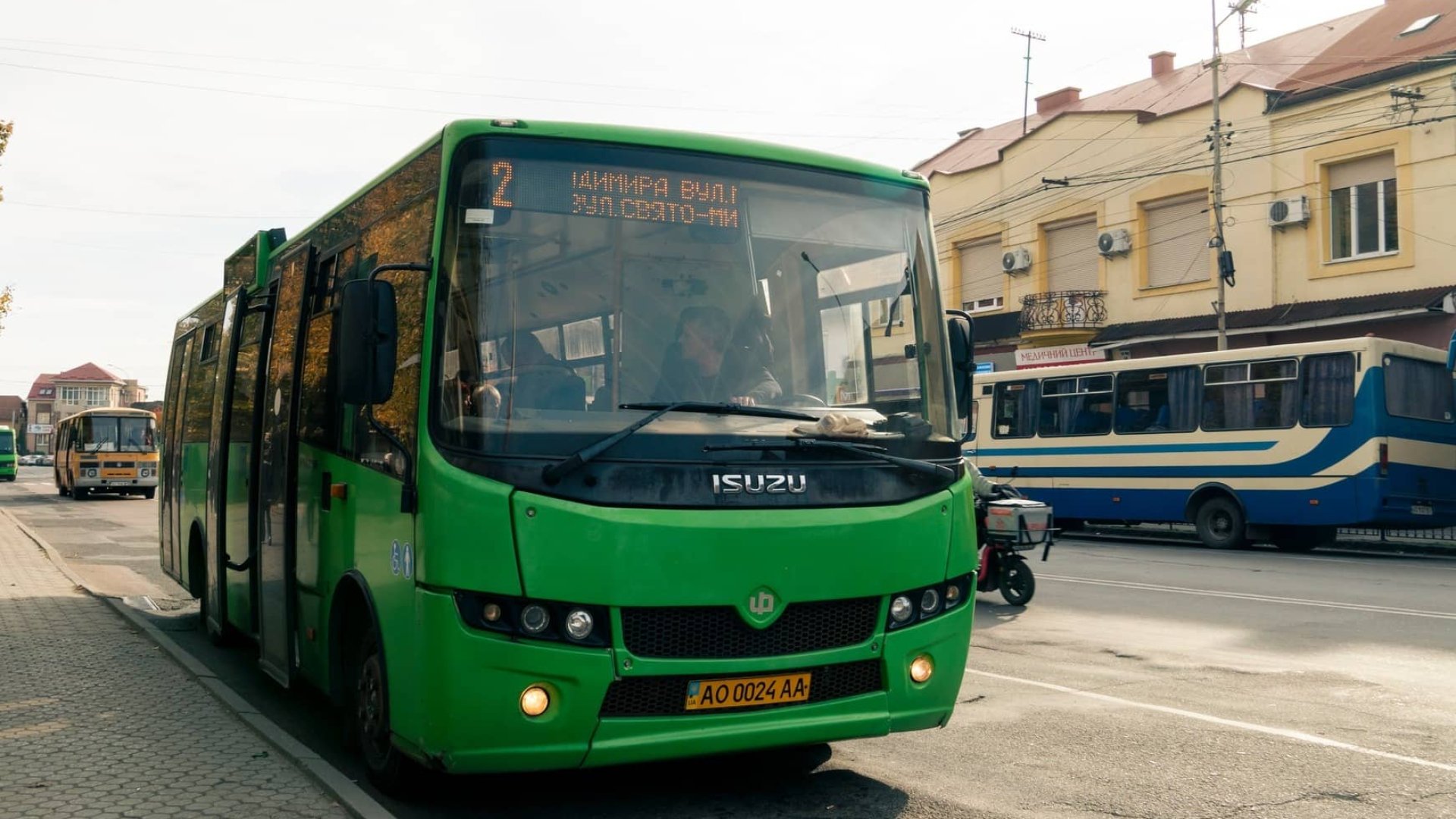 Вартість проїзду у маршрутках можуть підвищити: показано ціни у Мукачеві та селах