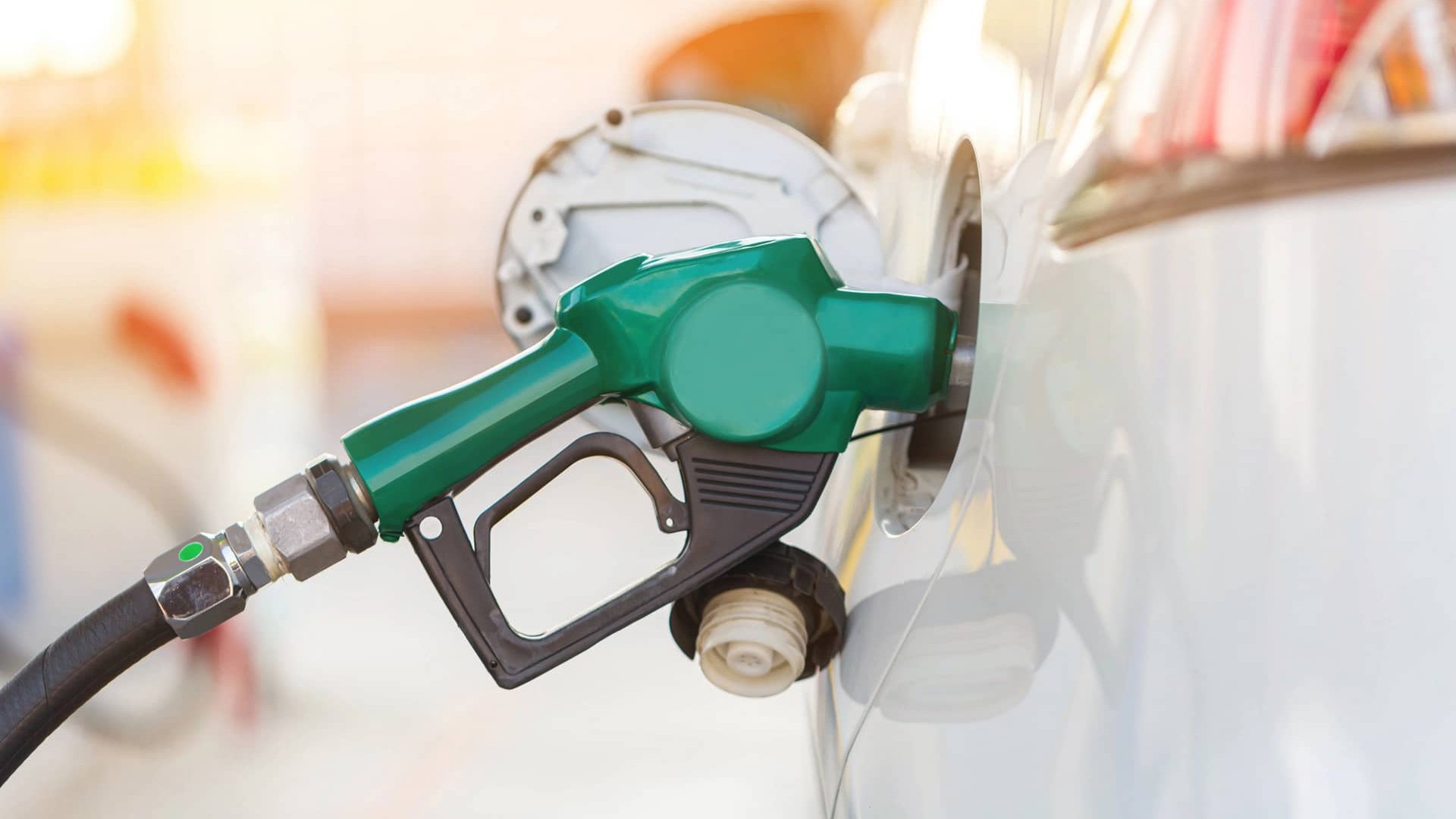 Антимонопольний комітет рекомендував АЗС встановити об’єктивні ціни