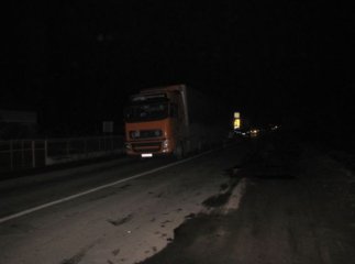 ДТП в Берегові: жінка, що потрапила під колеса "Мерседес Спрінтер" загинула на місці (ФОТО)