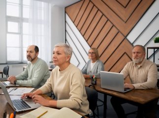 «Досвід має значення»: уряд взявся за працевлаштування людей 50+