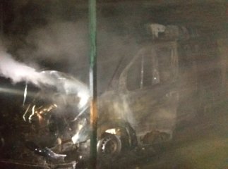 Постійні вибухи та велика пожежа у селі Мукачівського району: перші подробиці