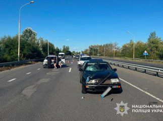 На Ужгородщині авто на смерть збило хлопчика, який перебігав трасу