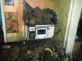 На Іршавщині будинок загорівся через тріщину у димарі (ФОТО)