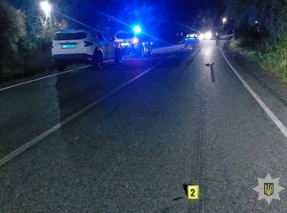 На Закарпатті під колесами автомобіля загинув пішохід На Закарпатті під колесами автомобіля загинув пішохід