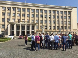 Ужгородці втомилися від бездіяльності правоохоронців. Містяни вийшли на мітинг