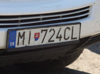 Уряд взявся за вирішення проблем авто з іноземною реєстрацією