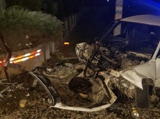 Оприлюднено нові фото з місця ДТП, в якій загинули два хлопці