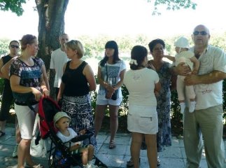 Жителі Київської набережної бояться за свох дітей