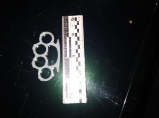 Водійка була під дією наркотиків, а пасажир із кастетом: поліцейські розповіли про затримання в Ужгороді