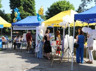 В Ужгороді відбудеться ярмарок вакансій: роботу пропонуватимуть по всій області В Ужгороді відбудеться ярмарок вакансій: роботу пропонуватимуть по всій області