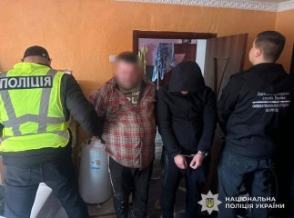 Викрили чоловіка, який за 10 000 доларів організовував переправлення військовозобов’язаних через кордон