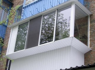 Невідомі зловмисники спустошили квартиру в Ужгороді