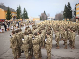 Осіб, які закінчили військові кафедри університетів, але не служили в армії, призвуть до лав ЗСУ