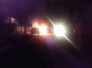 Вночі в Ужгороді горіли два автомобілі