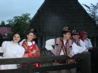 Бал у старому селі зібрав поціновувачів народного мистецтва
