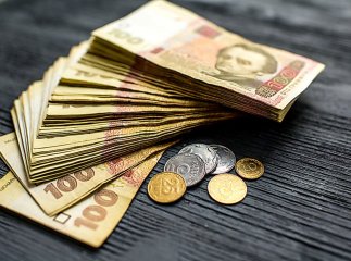 Мінімальна зарплата у 2022 році зросте: коли саме і на скільки