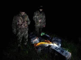 Прикордонники разом із поліцейськими затримали контрабандиста-водолаза