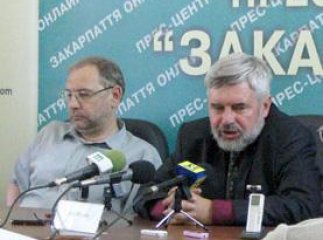 Кухонні розмови про політику перенесуть у прес-центр