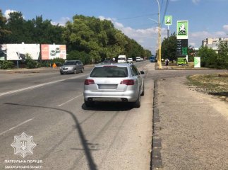 Патрульні притягнули до відповідальності водія, який на Audi "летів" через село