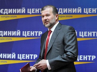 Партію "Єдиний центр" перейменовано: Віктор Балога більше не є її керівником