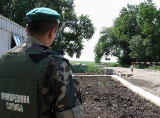 Мукачівські прикордонники знову завадили контрабанді сигарет