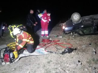 Вночі сталась аварія: опубліковано фото з місця ДТП