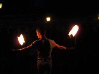 У центрі Ужгорода відбулось вогняне шоу