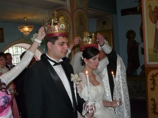 Губернатор Закарпаття видав свою молодшу дочку
