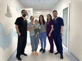 Серце – справа, печінка – зліва: у Львові прооперували «дзеркального» малюка із Закарпаття