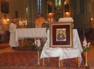 До Берегова привезли цінну християнську реліквію (ФОТО)