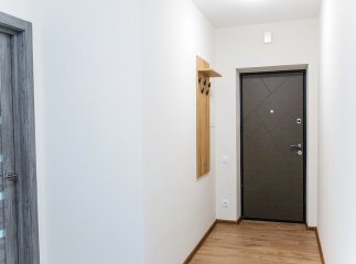 В одній із багатоповерхівок Ужгорода знайшли тіло жінки