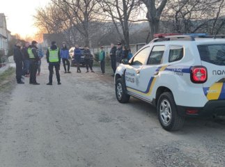 Били вікна та хуліганили: інспектори розповіли про випадок у Мукачеві