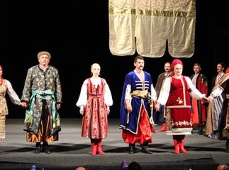 Колектив Закарпатського облмуздрамтеатру проведе чергові гастролі в містах і районах області
