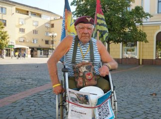 До Мукачева втретє завітав відомий український волонтер До Мукачева втретє завітав відомий український волонтер