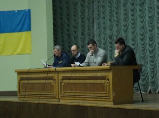 В Україні замість Верховної створено Народну Раду