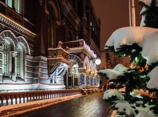 Як працюватимуть банки на свята: графік роботи з 30 грудня по 9 січня