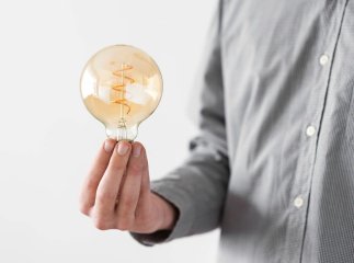 У понеділок світло вимикатимуть кілька разів: графік відключень на 19 січня