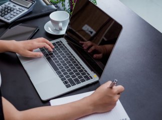 Ось чому ноутбук почав гальмувати: 7 способів повернути колишню швидкість