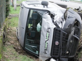Біля ресторану "Європа" в Ужгороді ДТП: один із автомобілів перекинувся у кювет