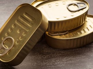 Такі просять взагалі не вживати: які консерви та домашні заготовки вважають небезпечними