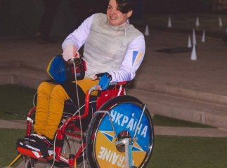 Чемпіонка світу з фехтування на візках Надія Дьолог: «Як можна нашу країну не любити? Вона ж прекрасна» Чемпіонка світу з фехтування на візках Надія Дьолог: «Як можна нашу країну не любити? Вона ж прекрасна»
