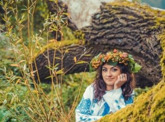 Гурт "Триставісім" зібрав 13 тисяч гривень на підтримку бібліотекаря Євгенії Напуди