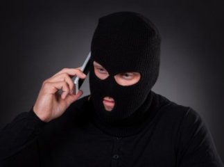 Закарпатські телефонні шахраї апробовують нові схеми обману