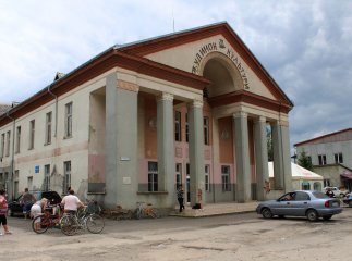 Встановлено всіх осіб, які контактували із хворим на коронавірус депутатом