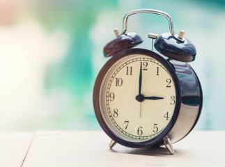 Коли переводять годинники на літній час 2026