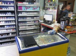 Чоловік "обчистив" касу магазину